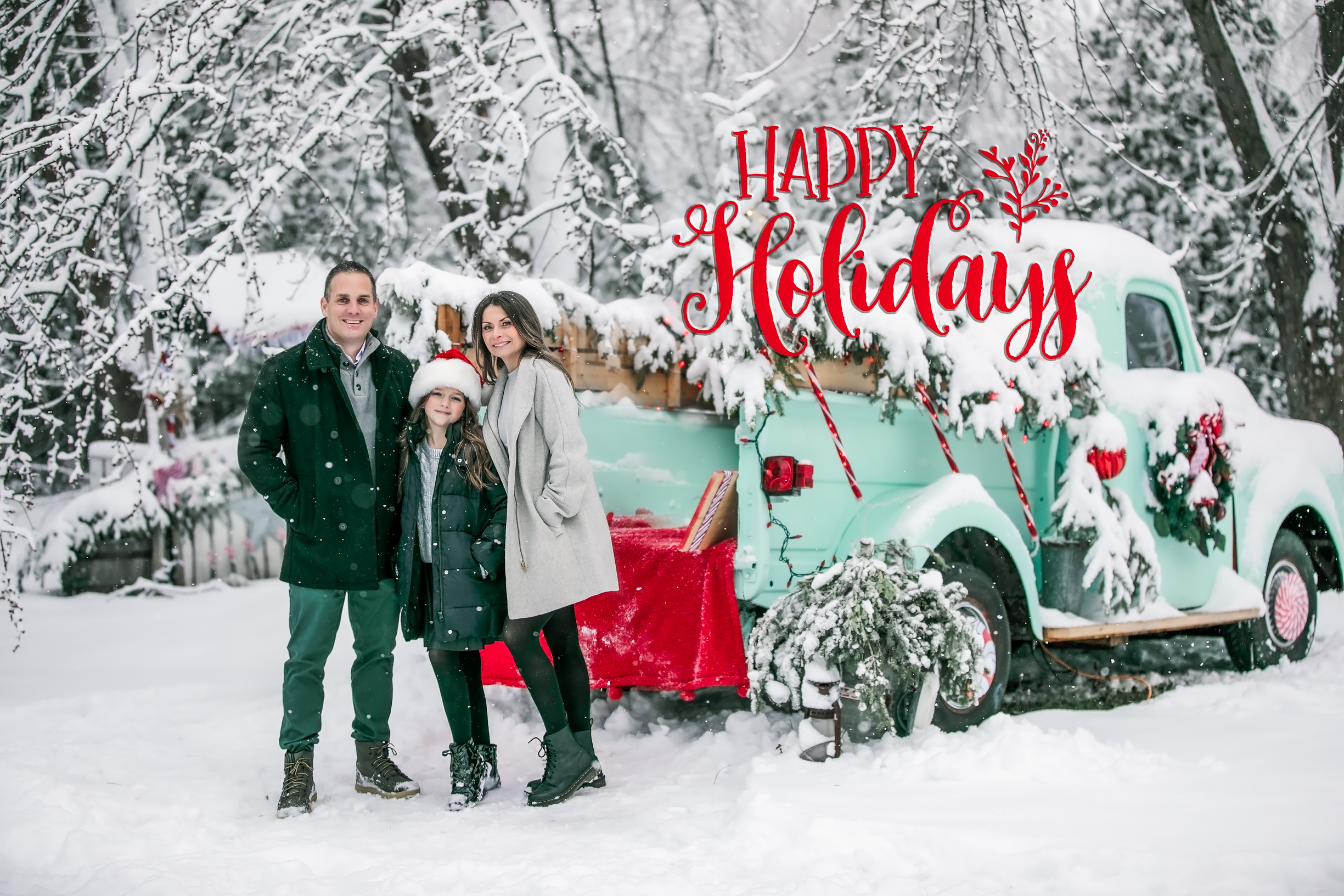 Blue truck Christmas mini session, Ottawa family photographer